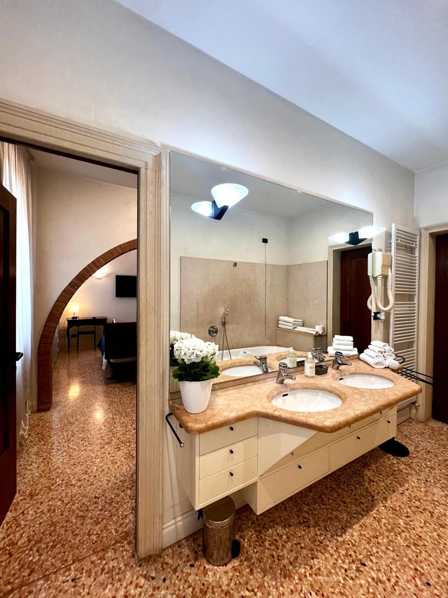 Locazione Turistica Joyful Padova Hotell Eksteriør bilde